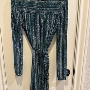 R&K Blue and Green Patterned Garment